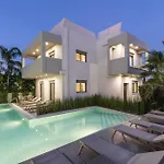Sun Luxury شقة